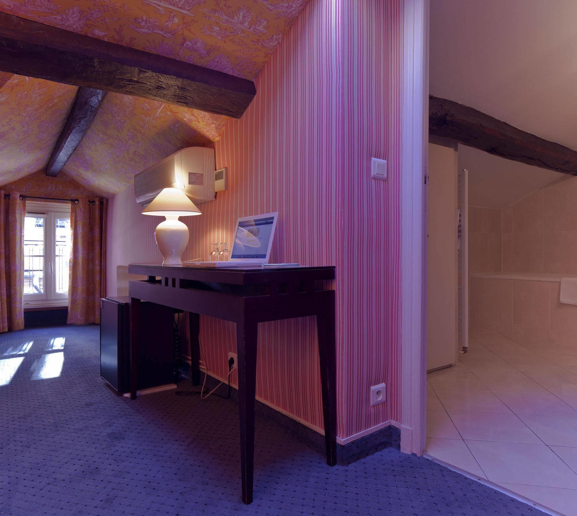 Hotel Beaubourg Paris Luaran gambar